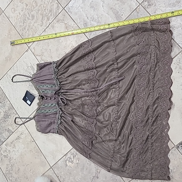 Ryu Brown and Green Lace Dress - Picture 1 of 10